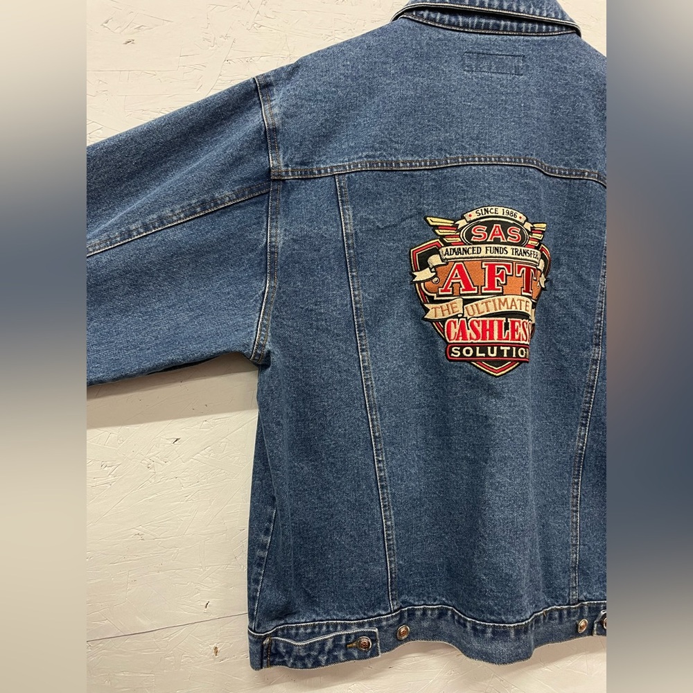 Vintage 90s/Y2K Embroidered Denim Trucker Jacket, Size L - Picture 7 of 8